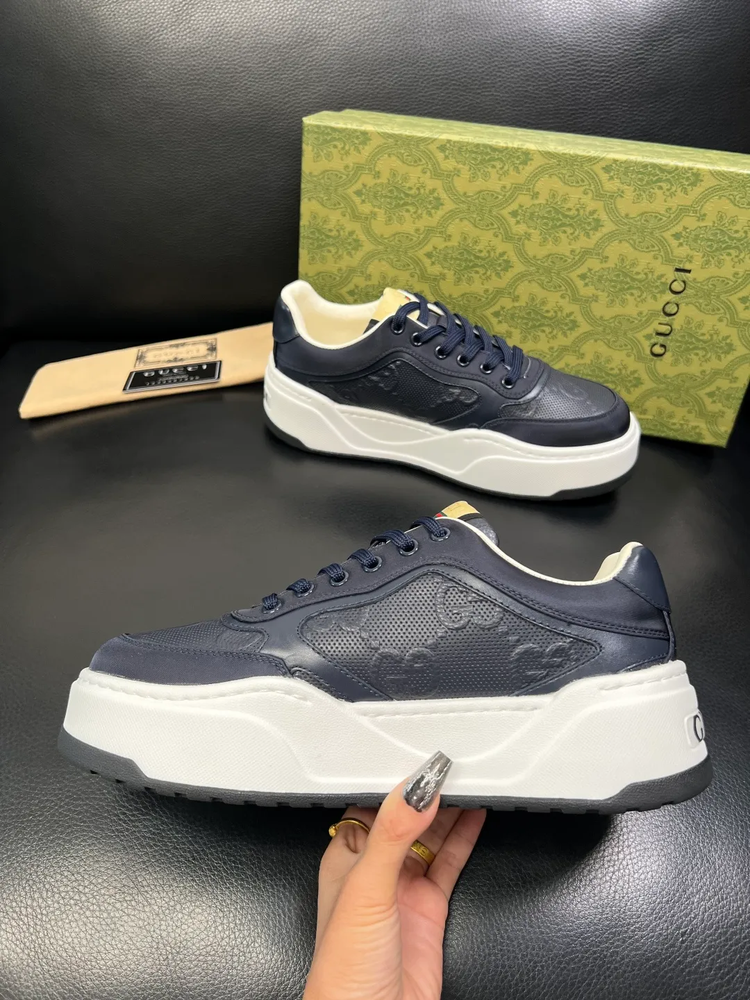 Men's shoes 💰840 Gucci high quality top crafts Gucci counter new original factory configuration, imported cowhide fabric from Italy, imported cowhide lining, breathable and comfortable, sole: original factory special supply original sole super comfortable, original factory and single goods, welcome to compare, code number 38-44 (customized 45 46)